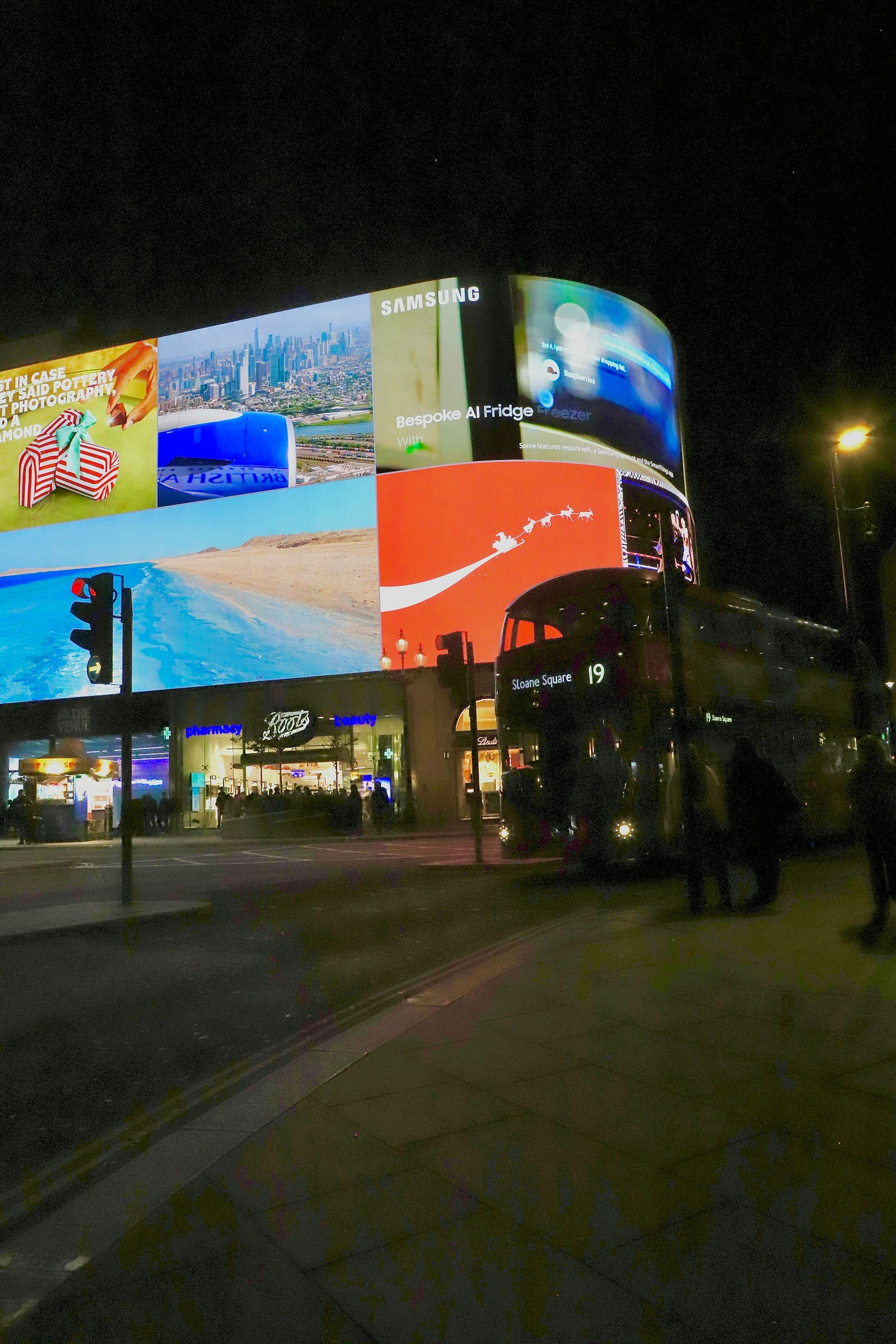 Transparent LED display film — example 2 — TOOQ