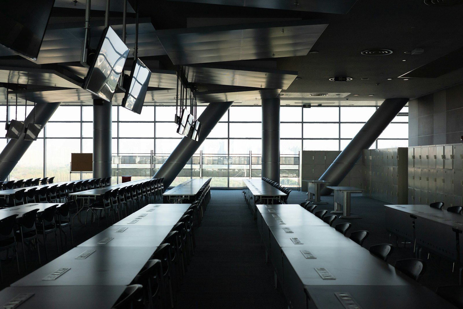 PDLC smart switchable glass — example 3 — TOOQ